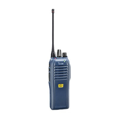 Radio portátil digital y analógico IS certificado ATEX, en la banda de 136-174 MHz, 16 canales, 1W de Tx Batería, cargador, antena y clip incluidos.