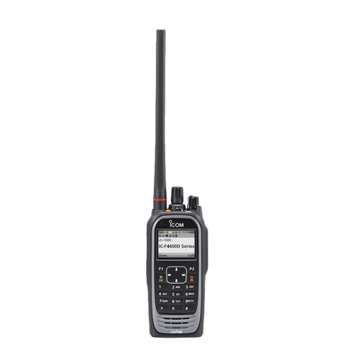 Radio digital NXDN con pantalla a color en la banda de UHF, rango de frecuencia 380-470MHz, 1024 canales, teclado DTMF, sumergible IP67, encriptación DES, GPS, bluethooth, grabador de voz. Batería, cargador, antena y clip incluidos.