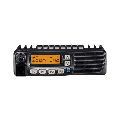Radio Móvil Analógico en rango de frecuencia 136-174 MHz, 50 W de potencia de RF, 128 canales. Incluye microfono2, cable de alimentación y montaje