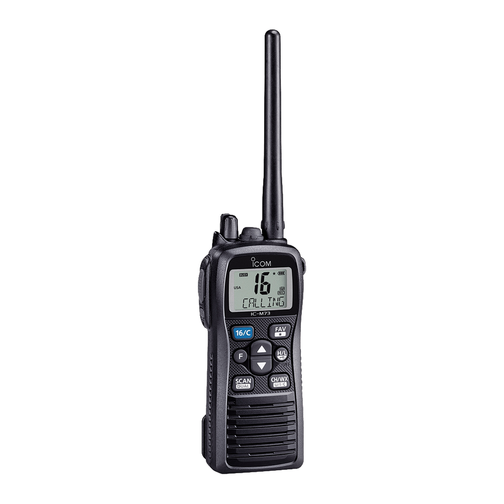 Radio portátil marino, 6W, rango de frecuencia Tx:156.025-157.425MHz, Rx:156.050-163.275MHz, sumergible IPX8, 700mW de potencia de audio. Incluye Batería, antena, clip, cargador, cable de encendedor y correa.