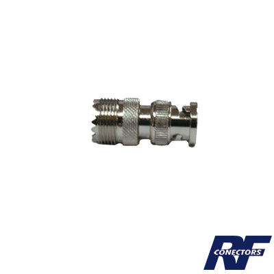 Adaptador en Linea para 50 Ohm, Conector BNC Macho-UHF Hembra (SO-239), Niquel / Oro / Delrin.